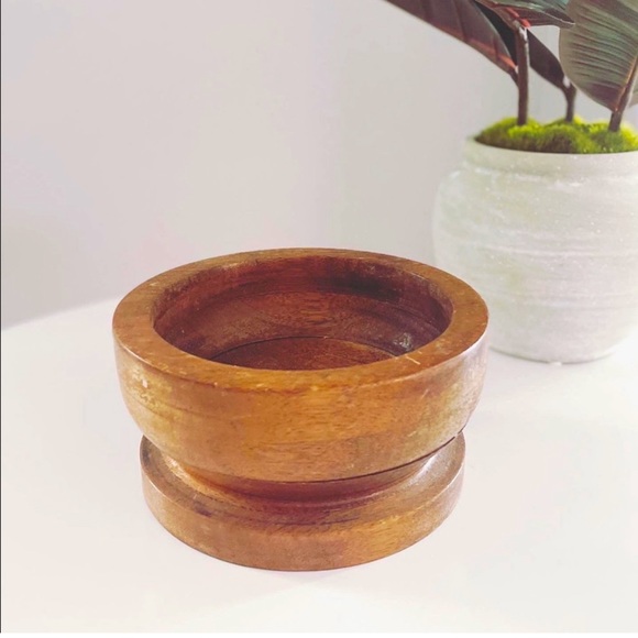 Round wooden rustic vintage footed bowl - Picture 1 of 6